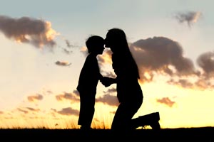 shutterstock_190648280_mother_son_sunset_300px
